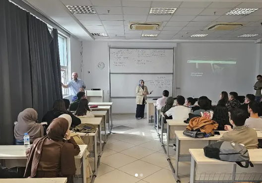Fakültemizde T3 Vakfı Bilgilendirme Sunumu Gerçekleştirildi.